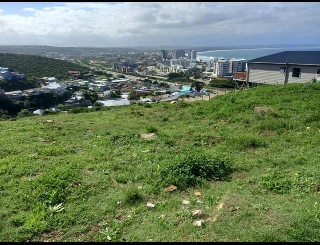 LAND FOR SALE IN MOSSEL BAY EXT 26